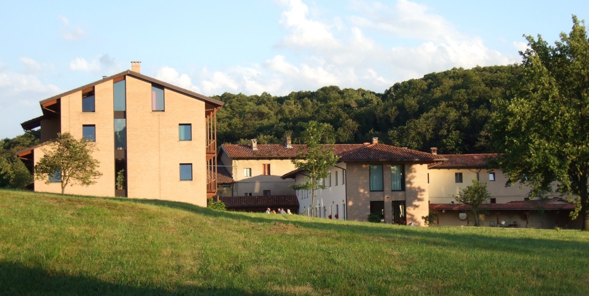 002_25_casa_ospiti